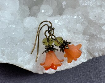 SORBET BLOSSOM • Earrings • Acrylic •  Brass • Flower