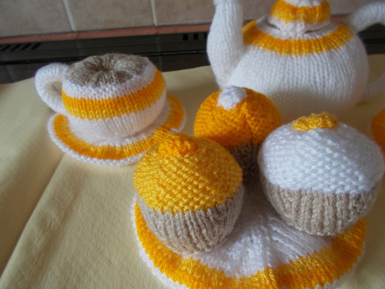 knitted play tea set , Tea for two, Tea party, Play food image 9