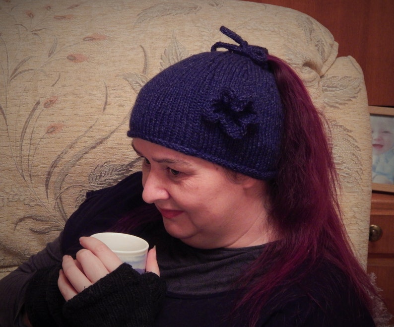 Ponytail hat, Messy bun hat, ponytail beannie,knitted pony tail hat image 4