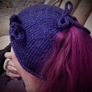 Ponytail hat, Messy bun hat, ponytail beannie,knitted pony tail hat image 1