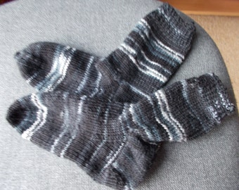 children' s hand knitted socks,Childs socks in  wool and acrylic mix,childs soft knitted socks