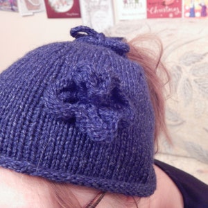 Ponytail hat, Messy bun hat, ponytail beannie,knitted pony tail hat image 3