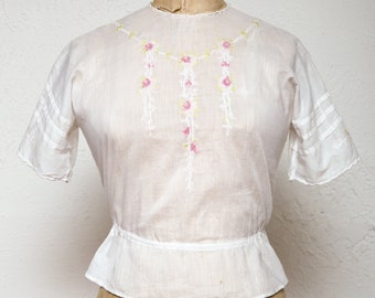 Embroidered Antique Top 1910s Cotton Blouse