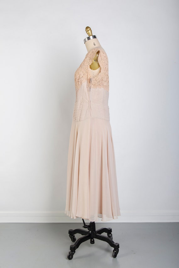 1950s Peach Pleated DRESS - image 7