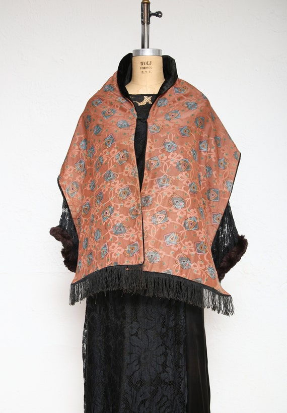 Antique Shawl . Velvet & Fringe - image 3