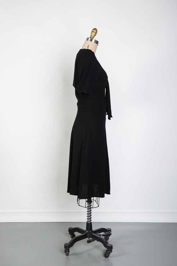 Vintage 1950s Charcoal Black Velvet Scallop Dress