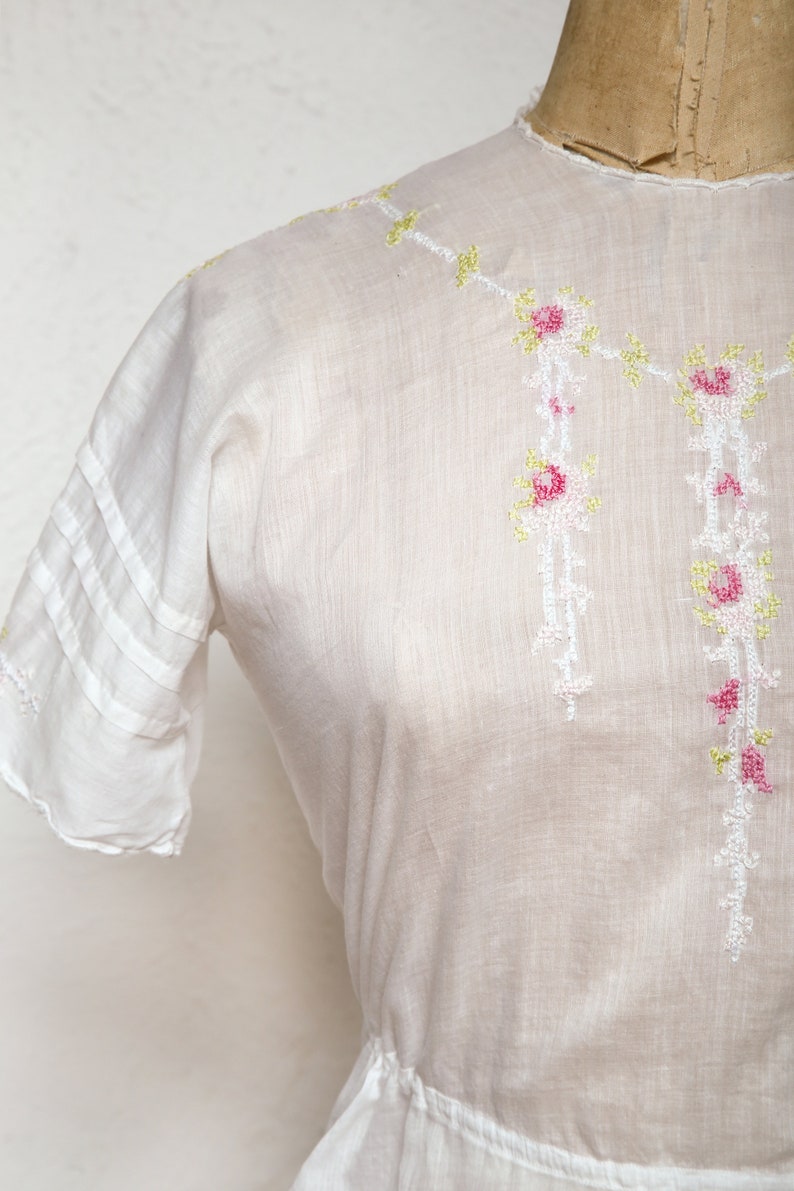 Embroidered Antique Top 1910s Cotton Blouse image 2