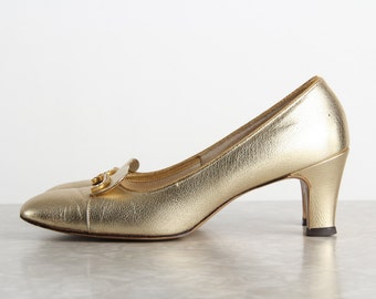 Gold Shoes . High Heel Footwear