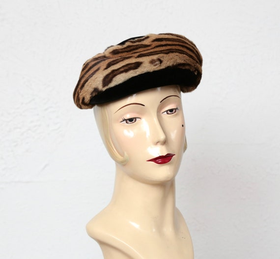 SALE Vintage Leopard Print Hat - image 4