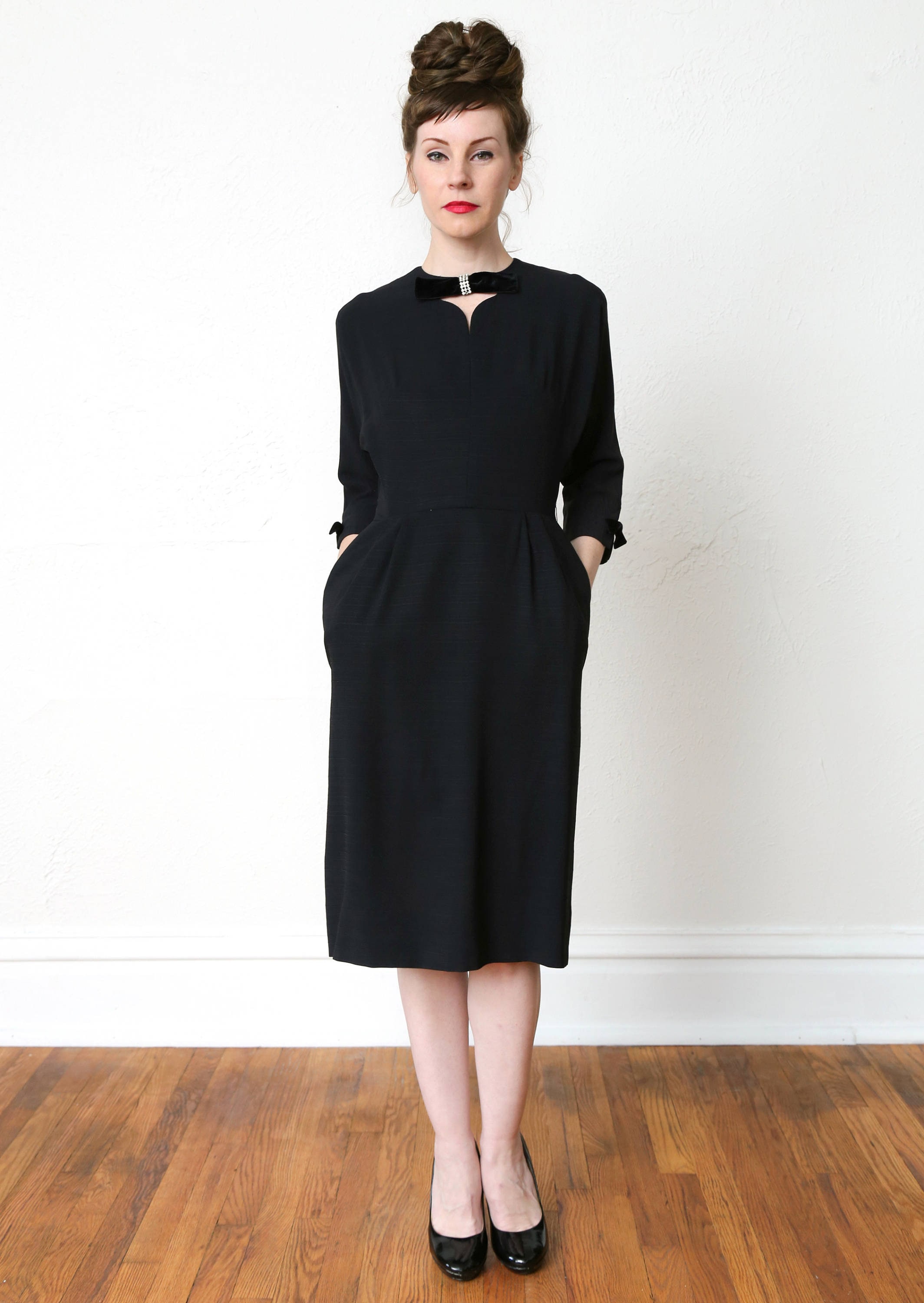 black & bling dress code