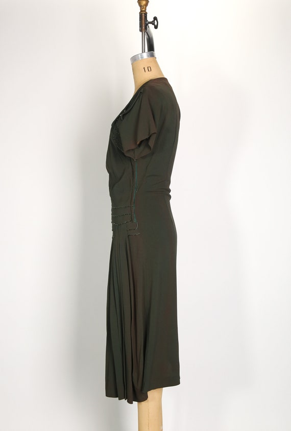 1940s Green Shimmer Dress - image 9