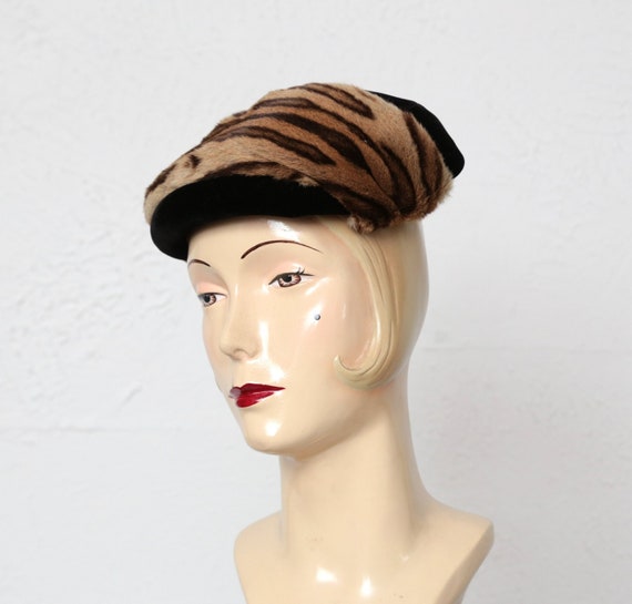 SALE Vintage Leopard Print Hat - image 1