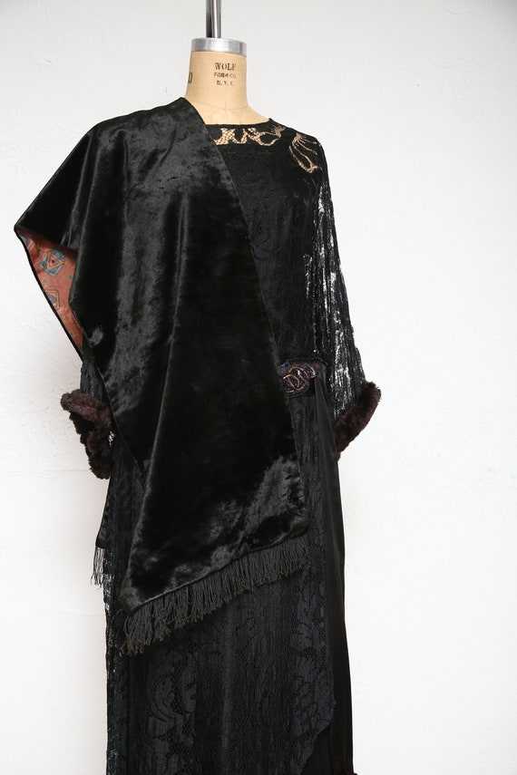 Antique Shawl . Velvet & Fringe - image 2