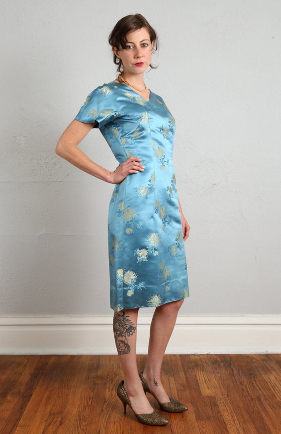1960s Satin Dress Asian Wiggle in Blue - image 2