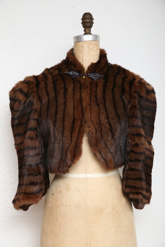 SALE 1940s Cropped Fur Coat - image 2