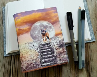 wolf spirit journal - wolf, full moon, diary notebook daily journal, dream journal, gratitude journal, sketchbook, gift under 25 - tremundo