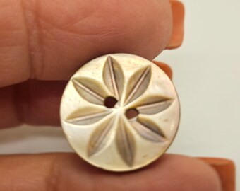 Vintage Buttons - 1 mother of pearl, medium carved design, collector beautiful 11/16" 17.5mm (nov 508 23)