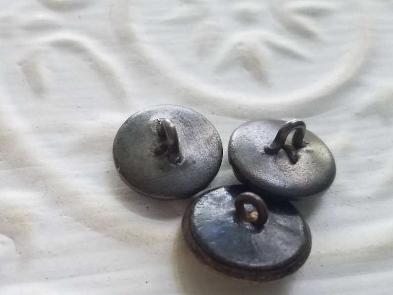 3 2 match assorted designs waistcoat buttons Collector molded metal floral feb 387 19 Vintage Buttons and grape cluster Victorian