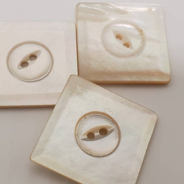 Vintage Buttons - lot of 3 beautiful large size square matching carved mother of pearl 1 1/8" 28mm (apr 157 22)