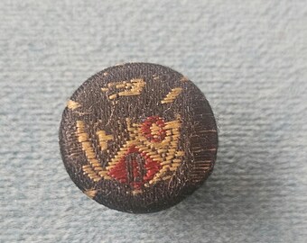 Vintage woven crested pattern late 1800's fabric over metal collar stud (mar 877 26)