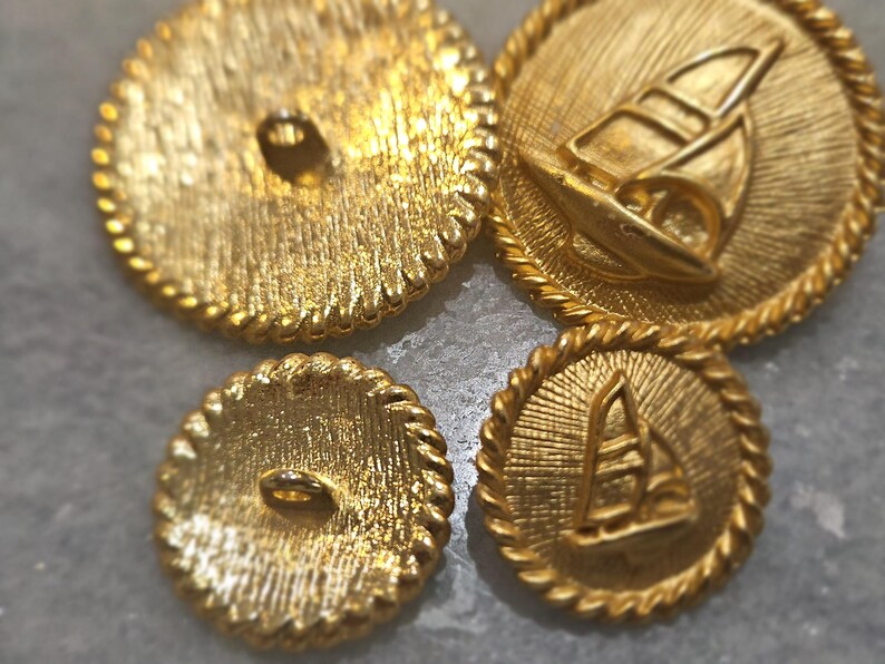 Stream Line Gold Buttons Vintage Buttons - Lot of 4 Buttons, Matching Gold Metal Extra Large ...