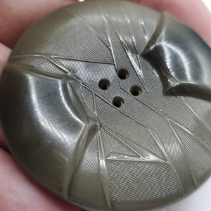 Vintage Buttons -  1 extra large, 2&quot; 51mm taupe celluloid novelty design (jan 153 22)