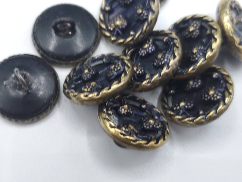 small size 916 14 mm waistcoat buttons Collector metal Victorian, Vintage Buttons 10 beautiful floral design Feb 267 21