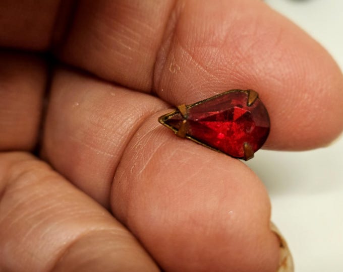 Victorian Ruby Red Glass Teardrop Button, Brass Shank (13mm) 9/16