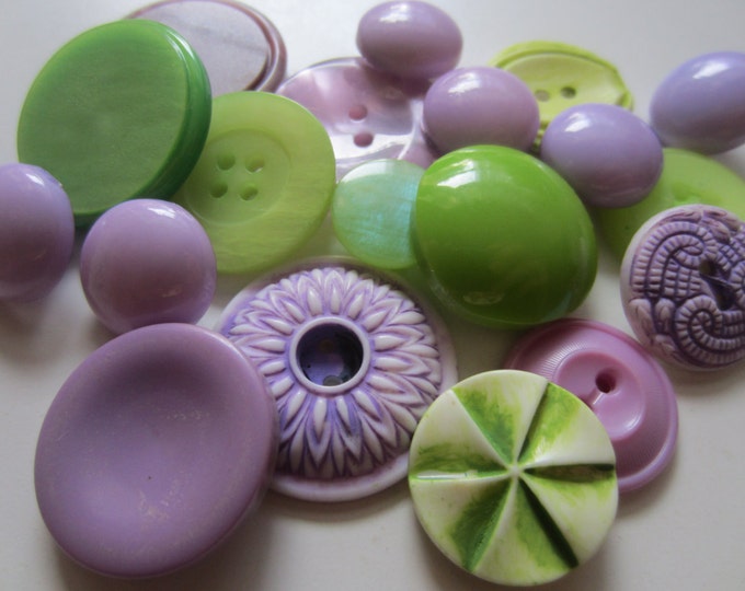 Vintage Buttons Cottage Chic Mix of Purple and Green Old - Etsy