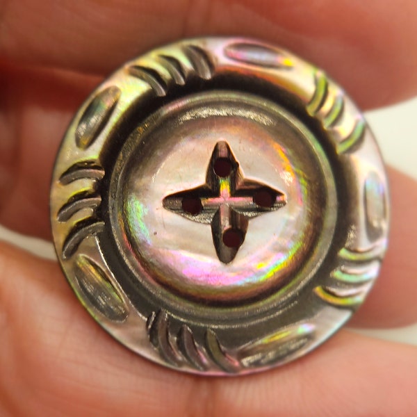Vintage Button 1 large 1 1/8" 28mm beautiful iridescent smokey Mother of Pearl Victorian(jan 75 24)