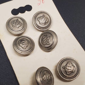 Vintage  Buttons - 6 small, 9/16&quot;, 14mm matching, crown, silver metal, carded, NOS(Aug 195 22)