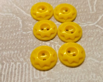 Vintage buttons, 6 small yellow Colt?buttons sun pattern, sew thru 9/16" 14mm, NOS  (sept 499 23)