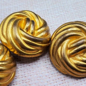 Vintage Button, 3 large gold knotted design metal, button, 1 1/8&quot; 28mm  (may 439 21)