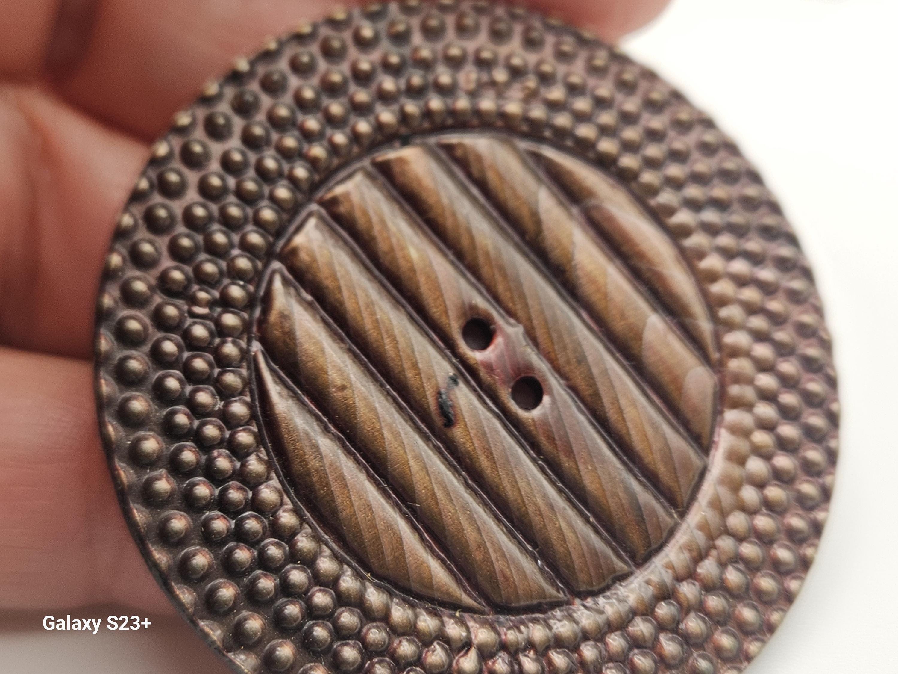 Vintage Buttons - 1 Wafer Style Embossed Celluloid, Extra Large Brown 1 ...