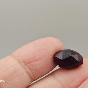 Botones vintage 1 pequeño rojo arándano facetado oblongo 1/2" 14 mm charmstring para coser (mar 661 26)