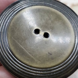 Vintage Buttons - 1 wafer style embossed design celluloid, extra large khaki and black, 2&quot;, 51mm (oct 768 21)
