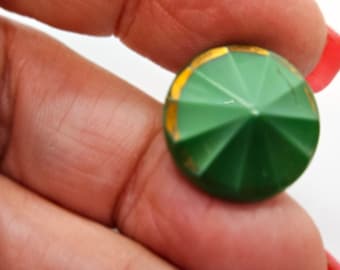 Vintage Buttons lot of 1 beautiful green and gold glass 11/16" 17.5mm (dec 167 23)