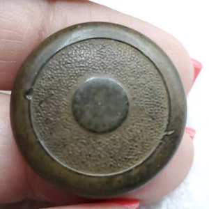 Vintage Buttons - 1 brown 7/8&quot; 22mm Collector early rubber mid 1800 Goodyear Rubber Co.  stamped 1851 (oct 298 21)