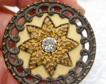 Vintage Buttons - 1 extra large, 1 3/8" 35mm celluloid and metal flower rhinestone design(july 679  23)
