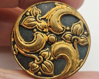 Vintage Button, 1  large size 1 1/8" 28m brass metal filigree overlay, Victorian, shank(mar 854 26)