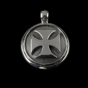 Maltese Cross Pendant | Bowman Originals