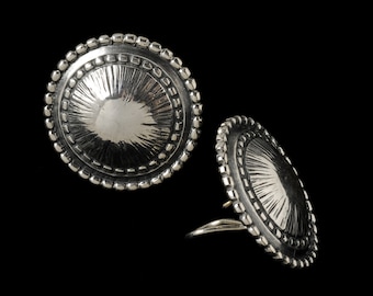 Pod Earrings, B.C. Silver Collection     6319S