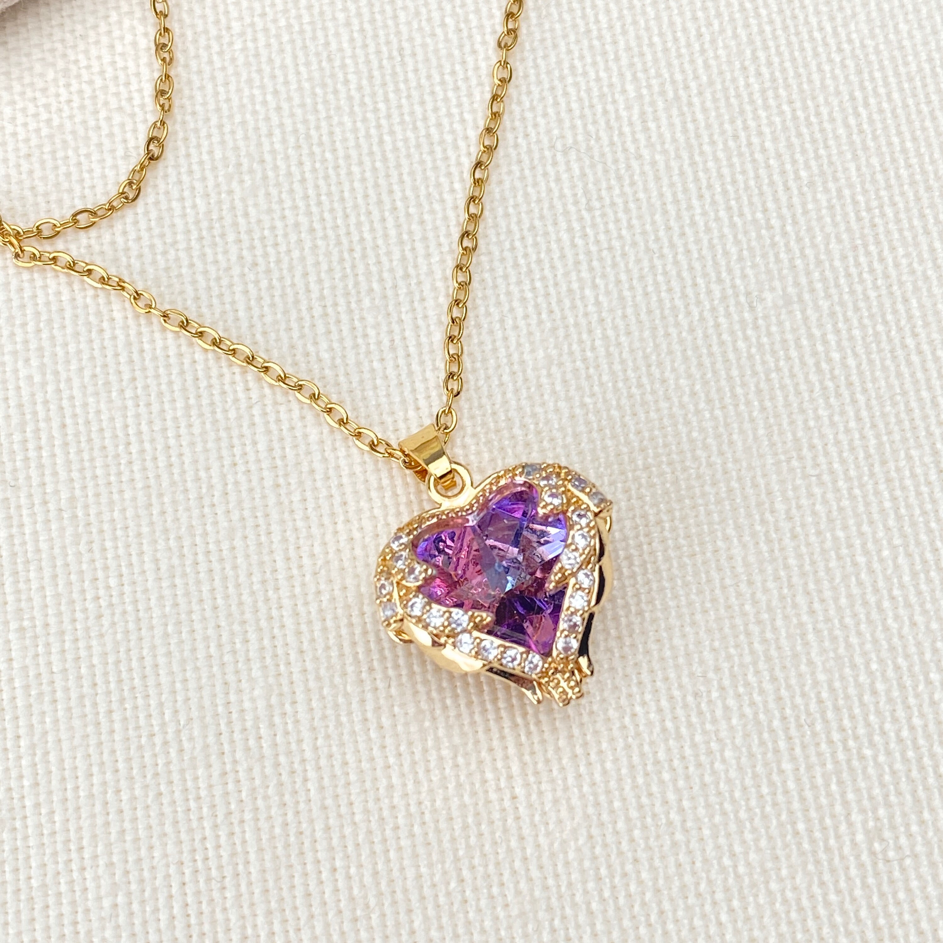 Stunning Purple Heart Necklace - Gold-plated Elegance With