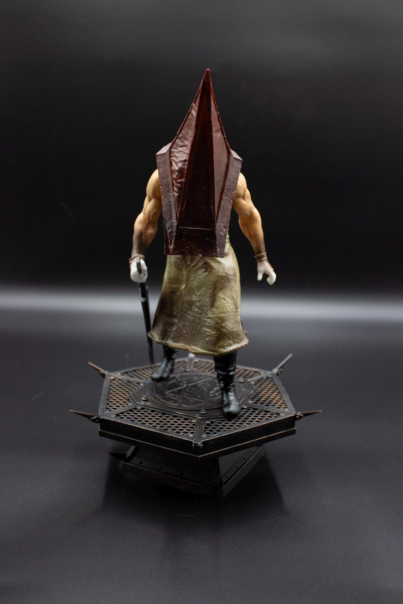 Silent Hill Pyramid Head Statue, 3D Printed Figure, Bulkamancer, Fan Art Etsy