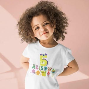 Super Simple Songs Monsters Dewey, Melody, Rizzo, Molly, Strawberry, Gubbins, Gestellte und Hugo T-Shirts, Kundenspezifisches Party-Geburtstags-T-Shirt