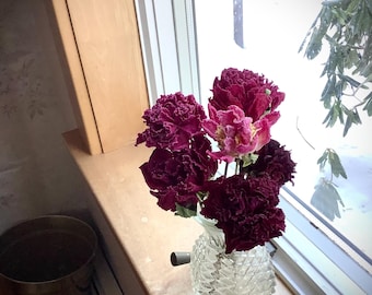 Ramo personalizado para tu San Valentín de Peonías y otras plantas de cultivo orgánico secadas naturalmente