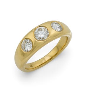 Vintage 1.10 Carat Diamond 18k Yellow Gold 3 Stone Bezel Ring