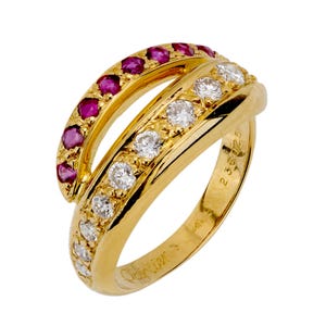 Cartier Diamond Ruby 18k geelgouden bypass-band