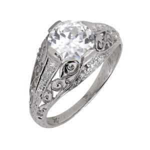Art Deco Gia 1.37 Carat Old European Cut Diamond Platinum Engagement Ring
