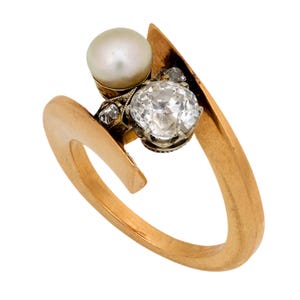 Edwardian Pearl Diamond 18k Yellow and White Gold Toi Et Moi Ring